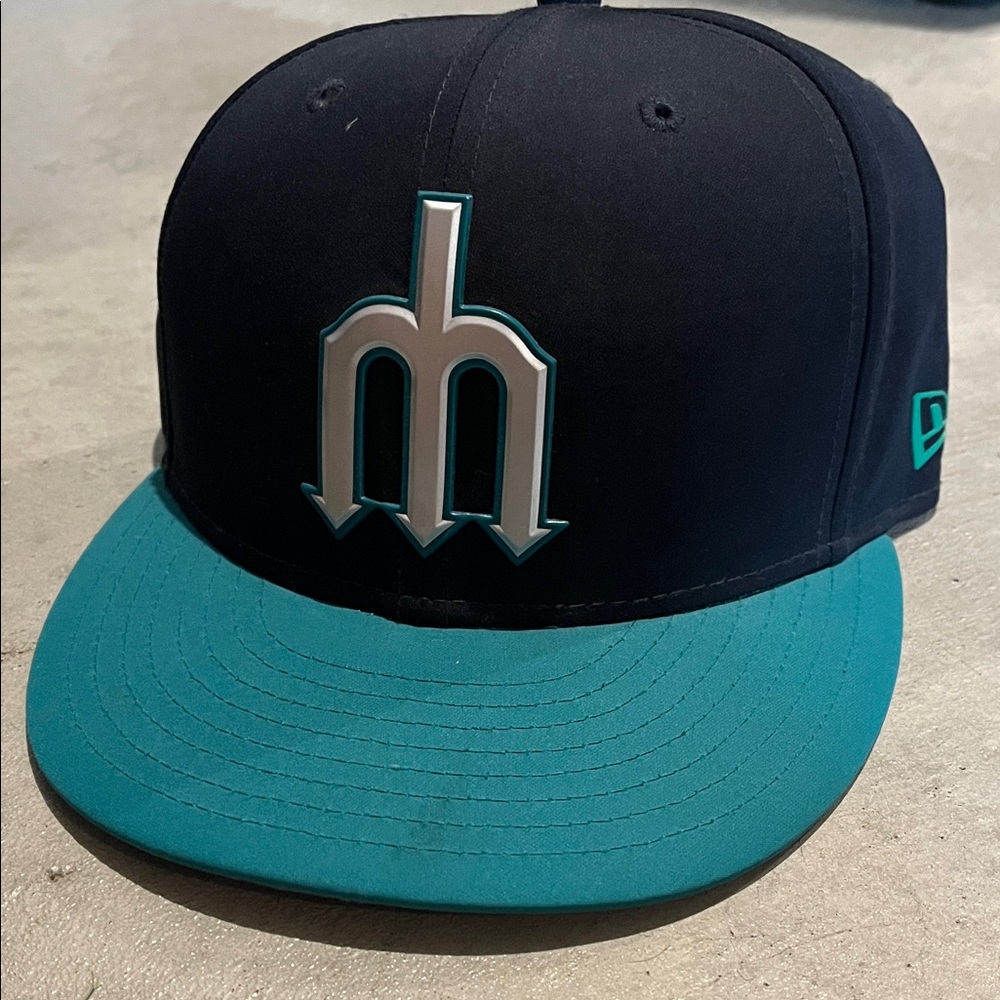 MLB authentic New Era Seattle Mariners hat size 7 1/8